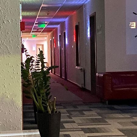 Only 15 Minutes To City Center, Free Secure Parking Budapest Ngoại thất bức ảnh