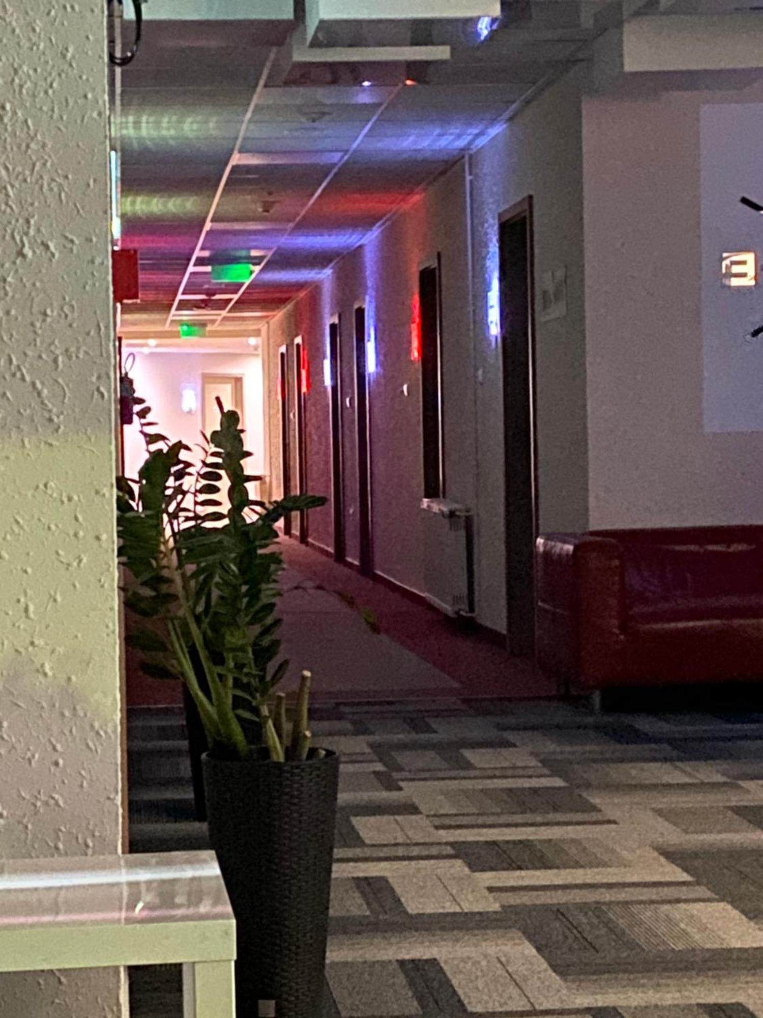 Only 15 Minutes To City Center, Free Secure Parking Budapest Ngoại thất bức ảnh